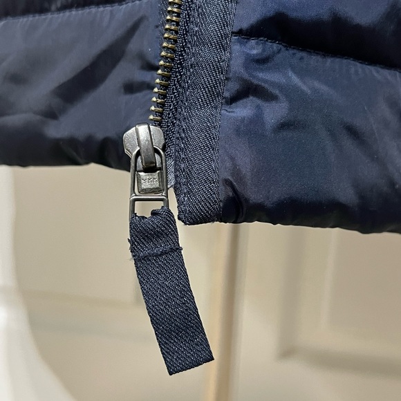 Banana Republic Vest size XL - Picture 7 of 10